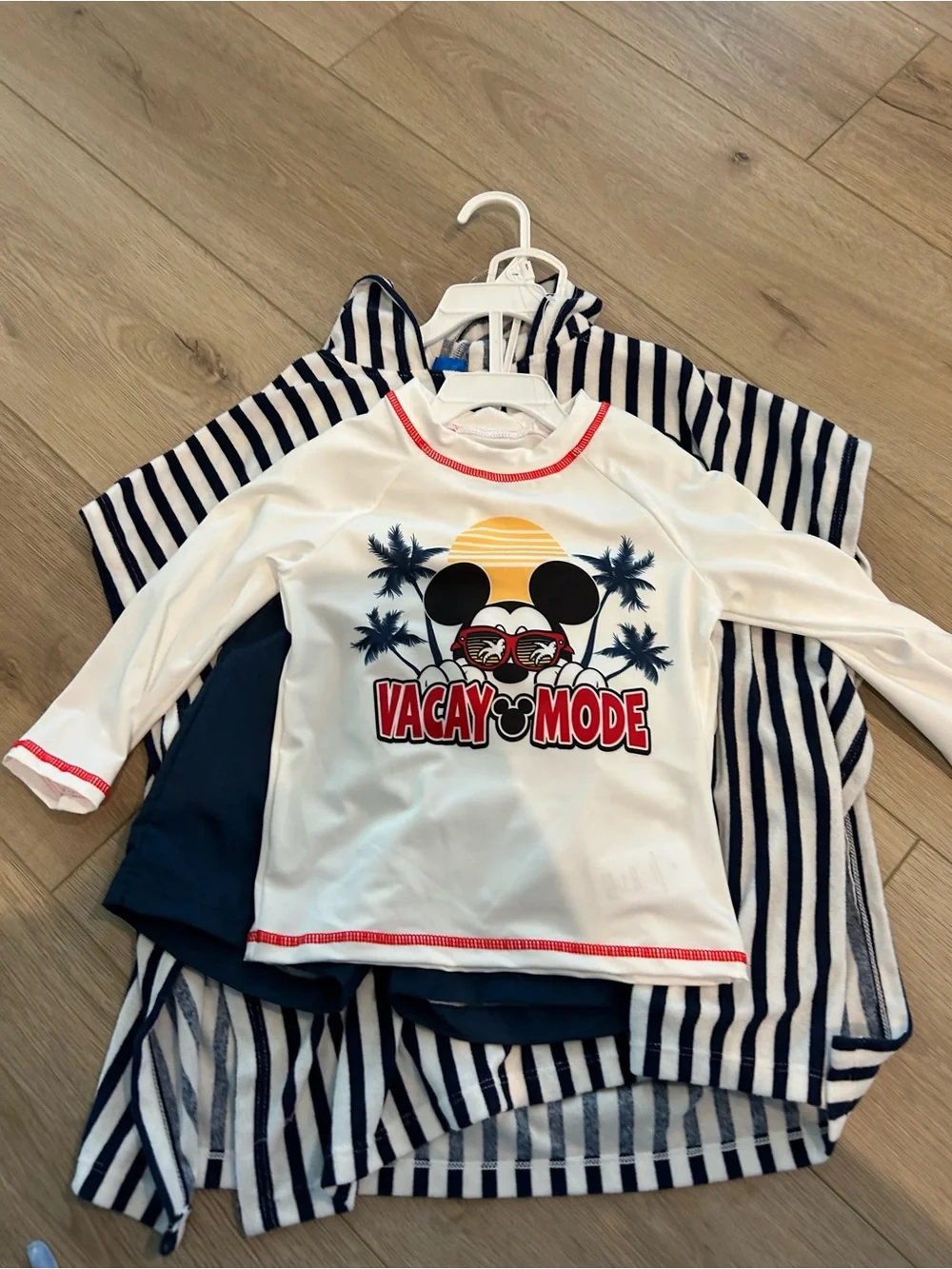 Disney Mickey Mouse 3 Piece Boys Swim Set 'Vacay Mode' Size 2T Rashguard, Shorts